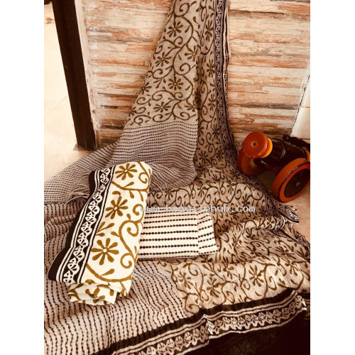 Un stiched salwar suit       Un stiched salwar suit